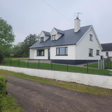 Helen'S Villa Maghera  ภายนอก รูปภาพ