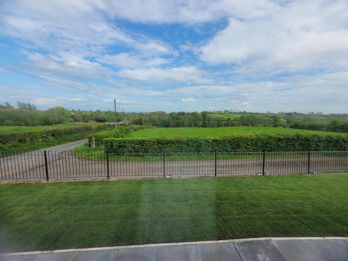 Helen'S Villa Maghera  ภายนอก รูปภาพ