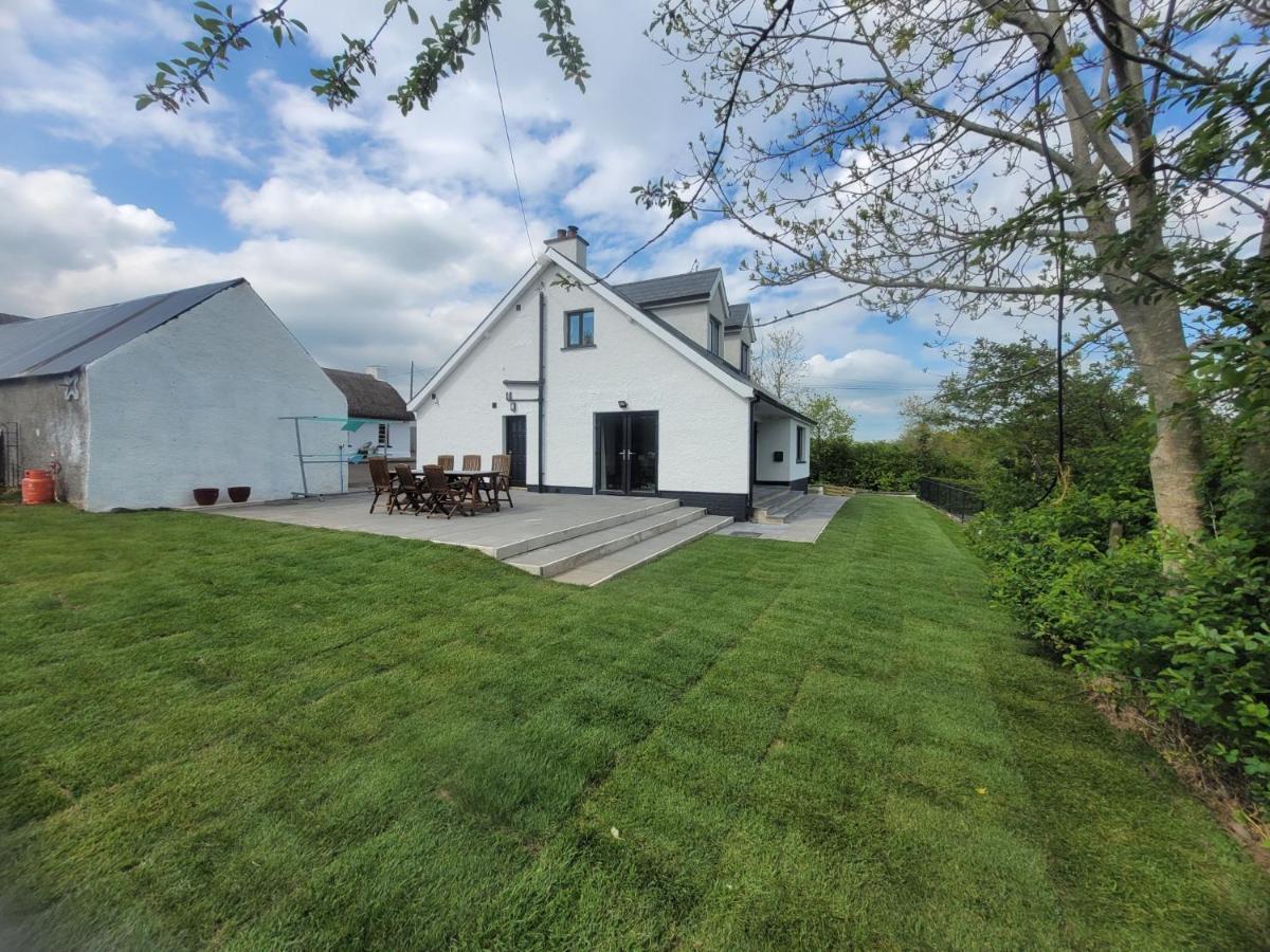 Helen'S Villa Maghera  ภายนอก รูปภาพ